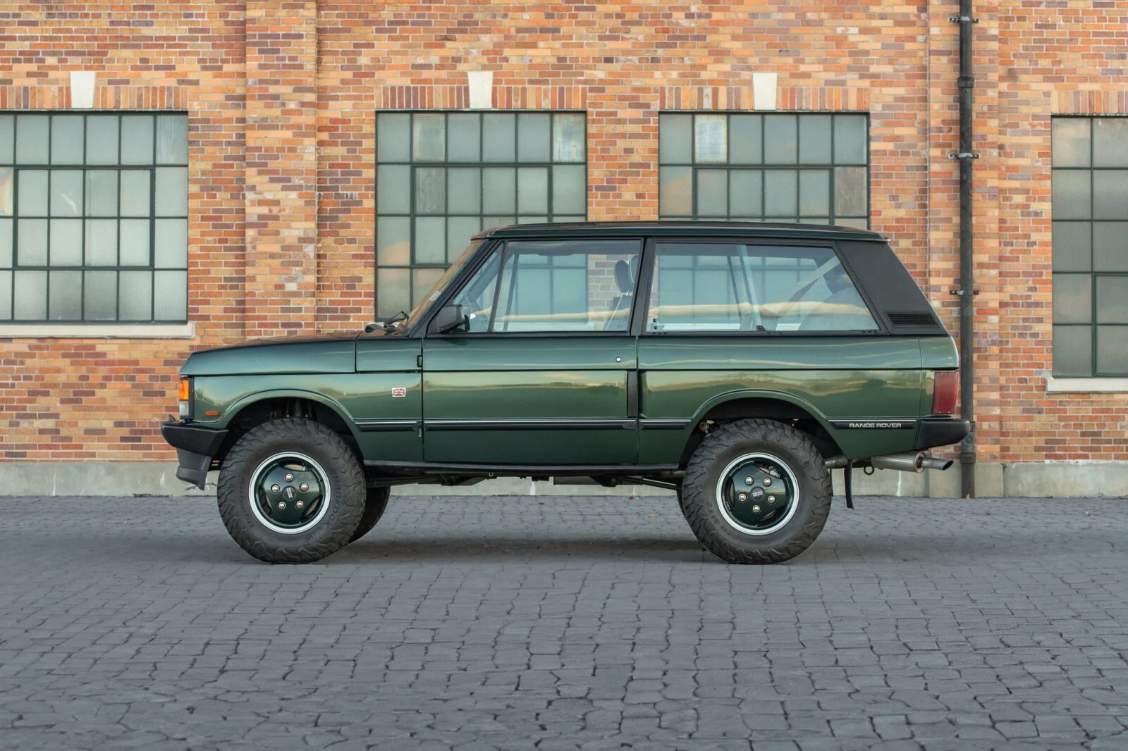 Land-Rover-Range-Rover-1991-SUV-3