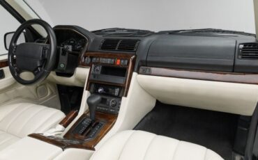 Land-Rover-Range-Rover-1995-Wagon-1