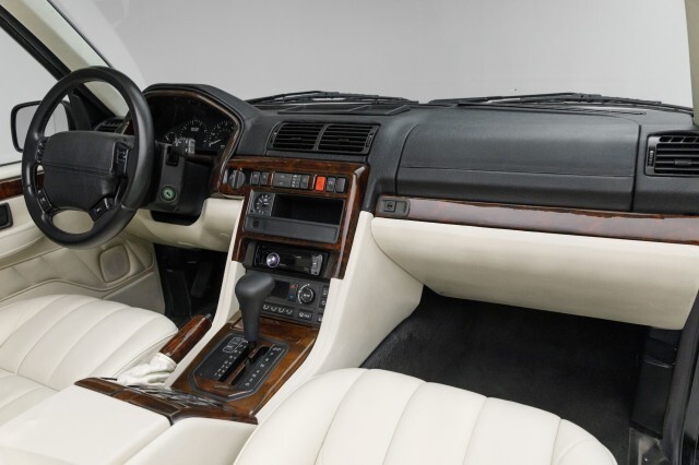 Land-Rover-Range-Rover-1995-Wagon-1