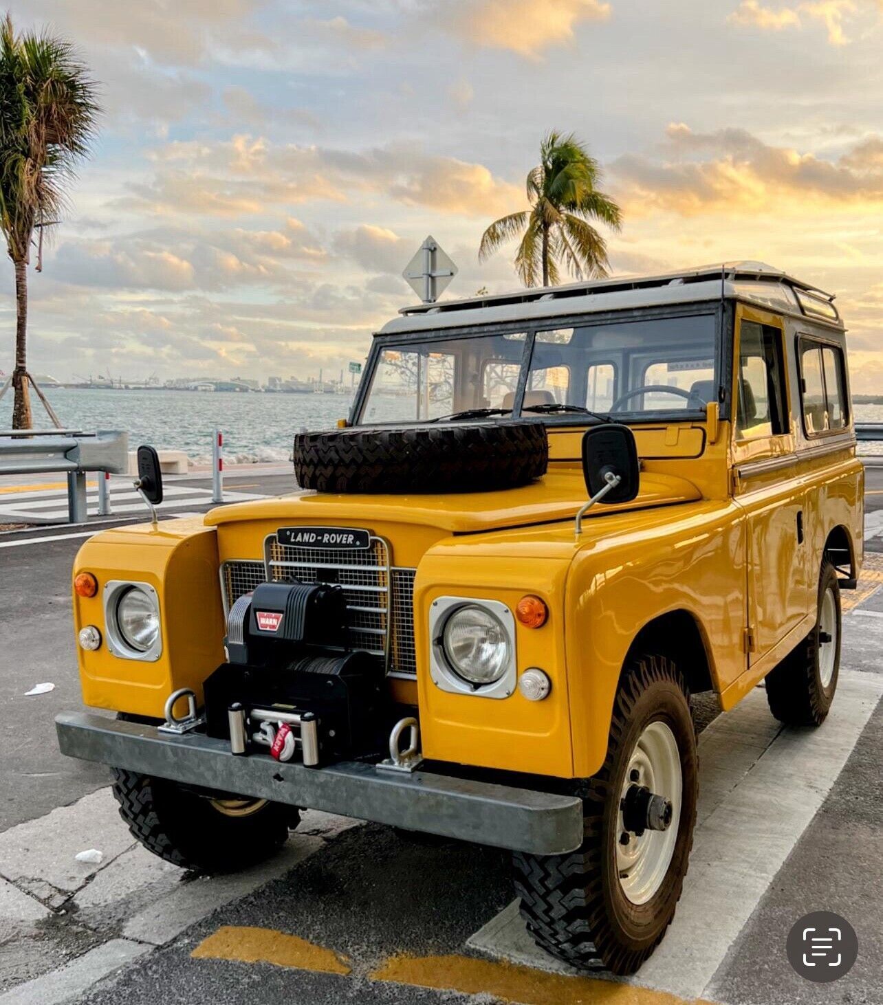 Land-Rover-Series-III-1982-1