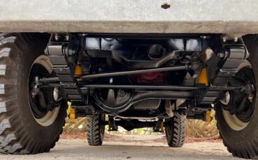 Land-Rover-Series-III-1982-34