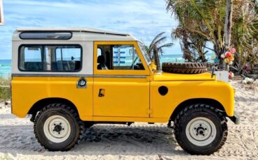 Land-Rover-Series-III-1982-6