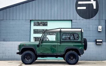 Land-rover-Defender-1984-green-14