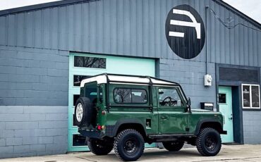 Land-rover-Defender-1984-green-5