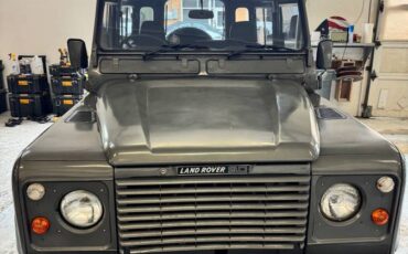 Land-rover-Defender-90-diesel-1986-grey-1