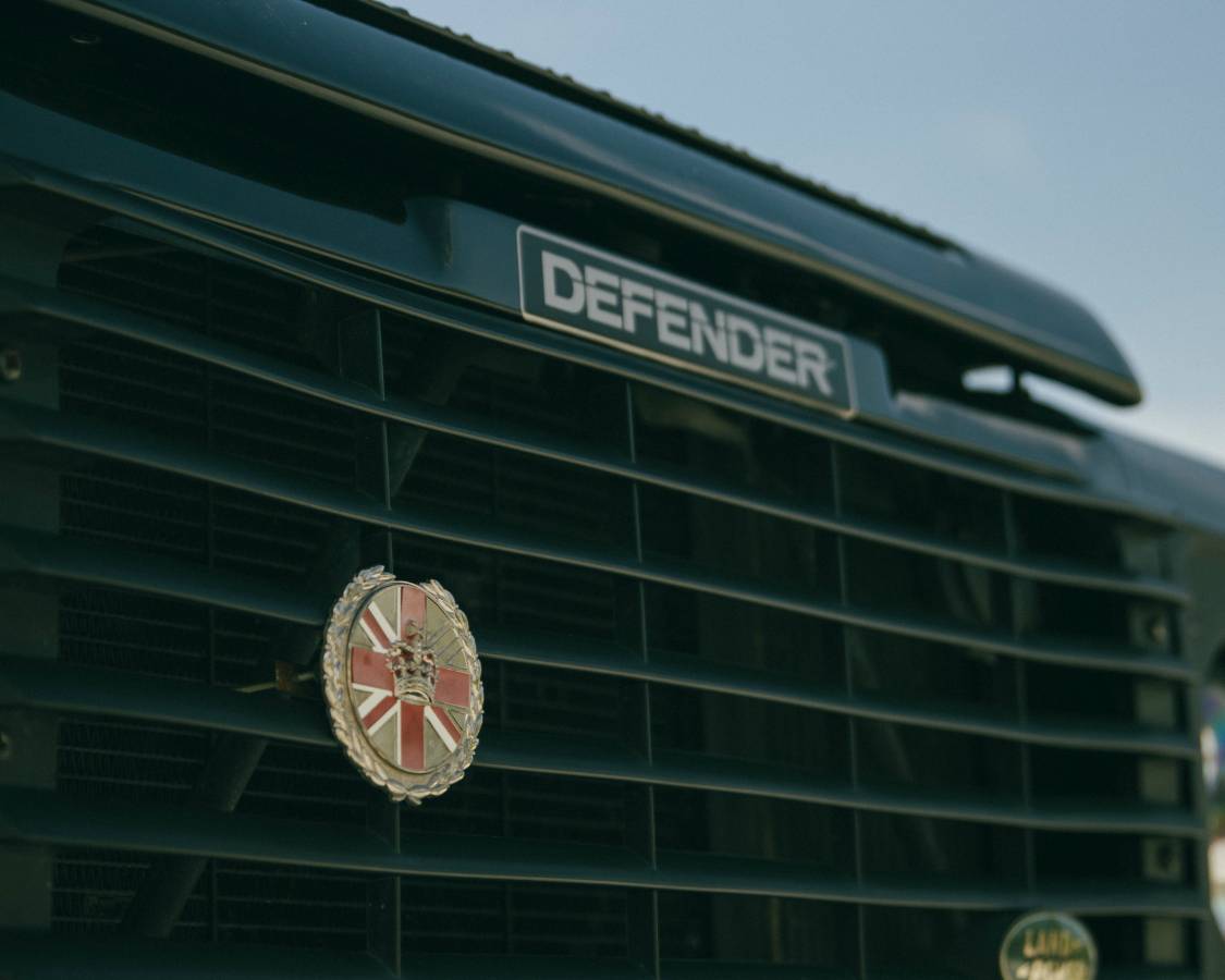 Land-rover-Defender-90-diesel-1991-black-4