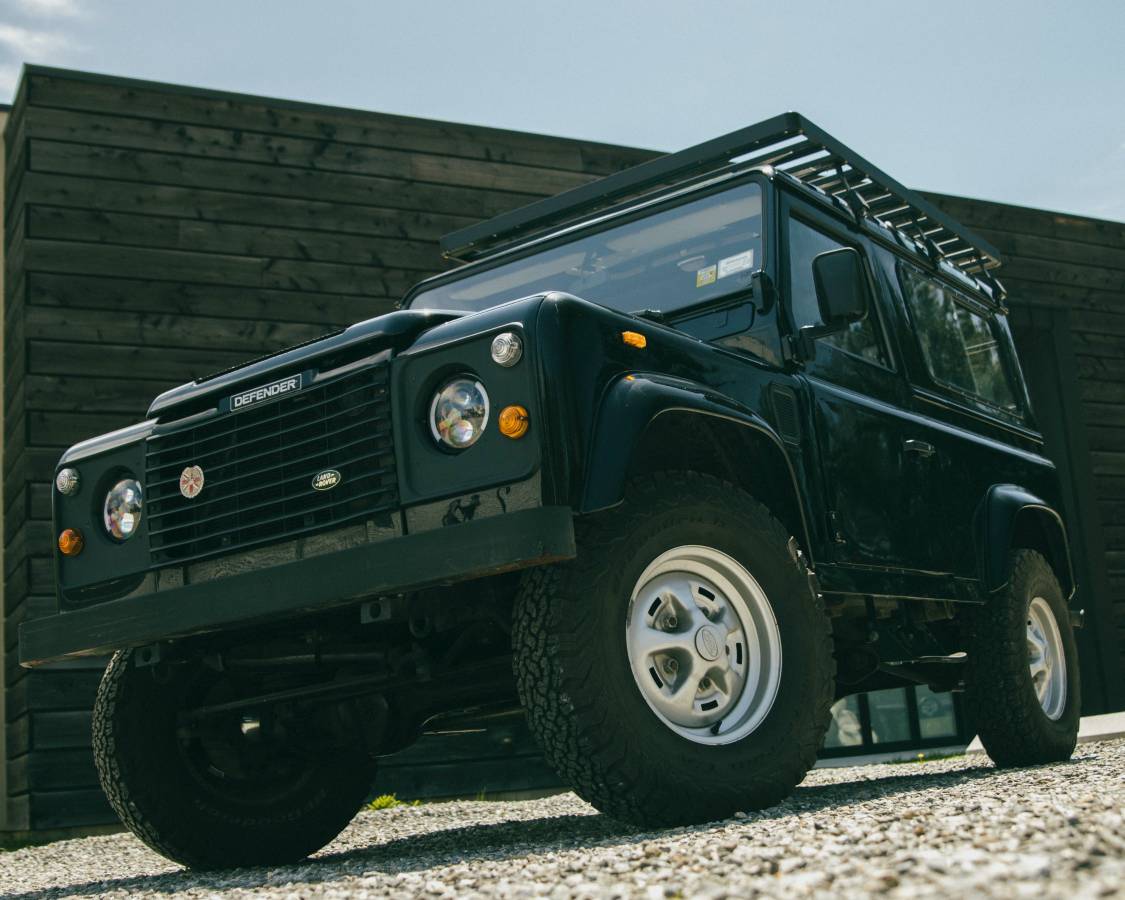 Land-rover-Defender-90-diesel-1991-black-5