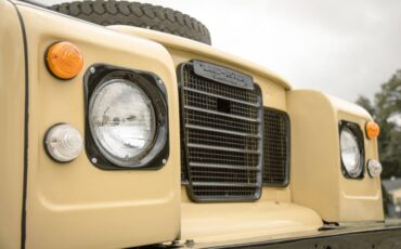 Land-rover-Santana-series-iii-1977-yellow-11