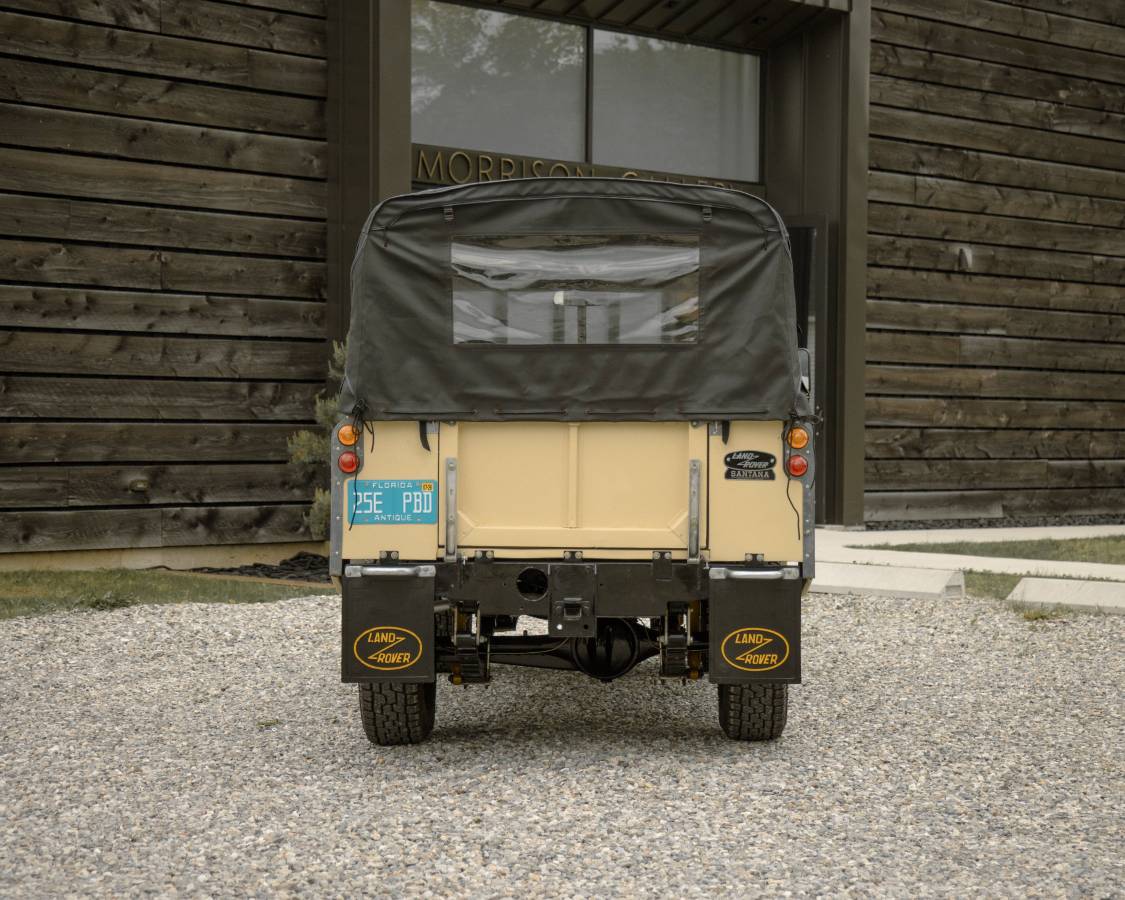 Land-rover-Santana-series-iii-1977-yellow-14