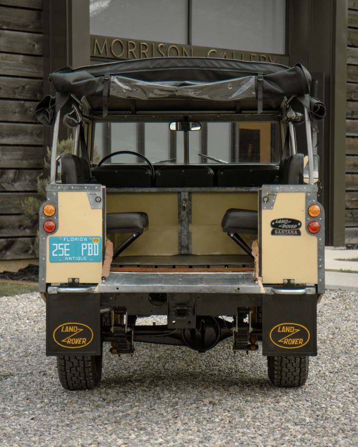 Land-rover-Santana-series-iii-1977-yellow-15