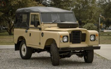 Land-rover-Santana-series-iii-1977-yellow-2