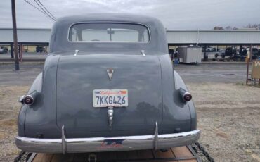 Lasalle-Series-50-sedan-1940-grey-6