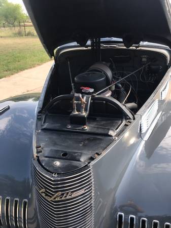 Lasalle-Series-50-sedan-1940-grey-9