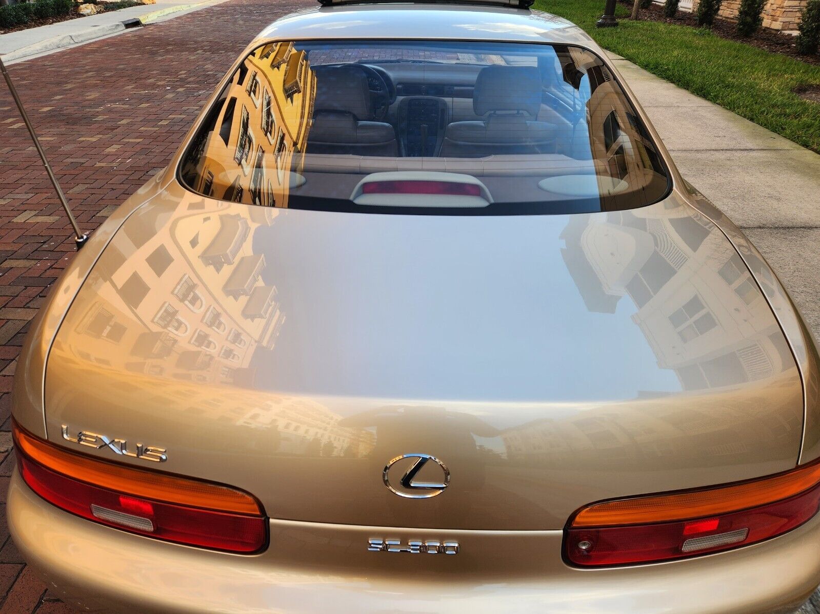 Lexus-SC-1992-Coupe-15