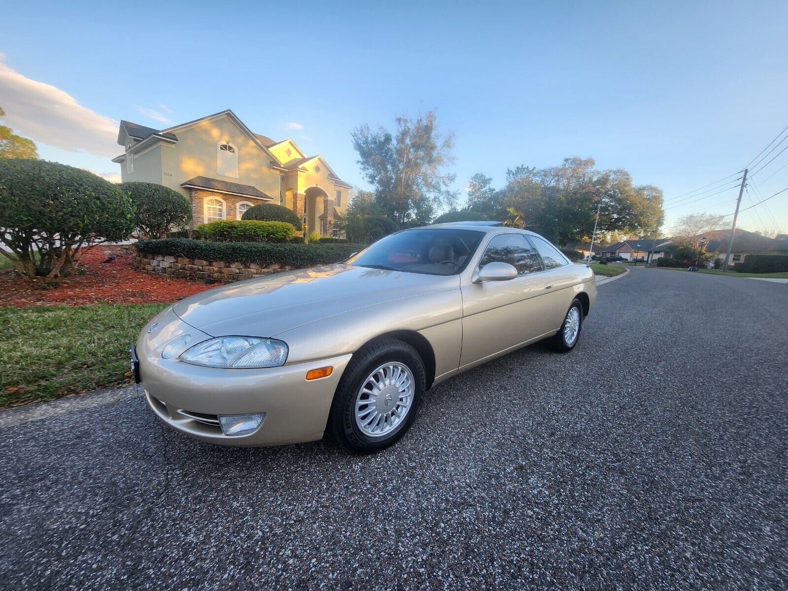 Lexus-SC-1992-Coupe