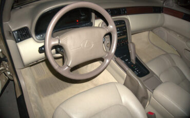 Lexus-SC-1992-Coupe-36