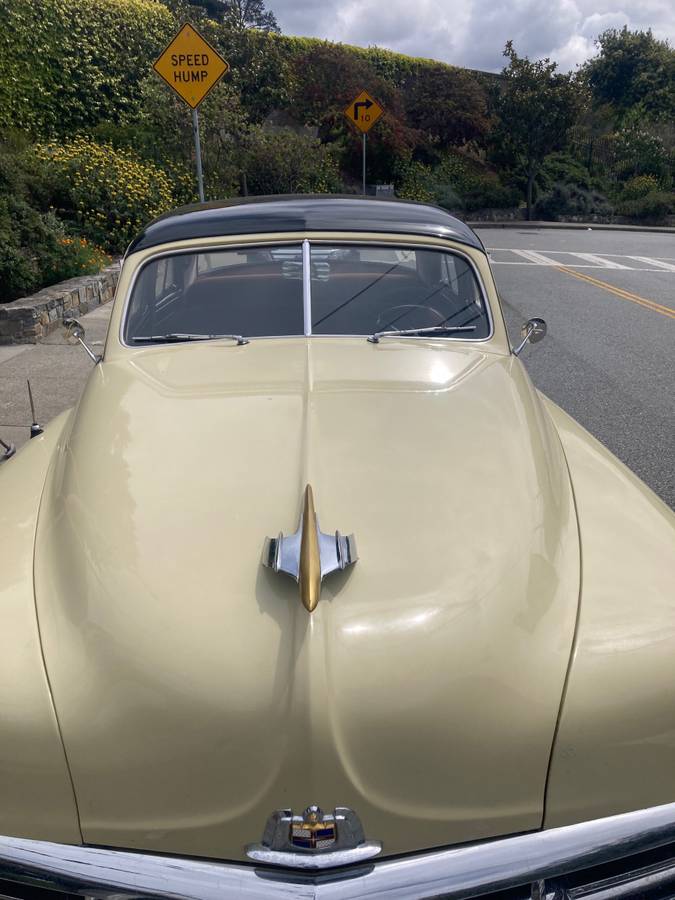 Lincoln-1951-yellow-2