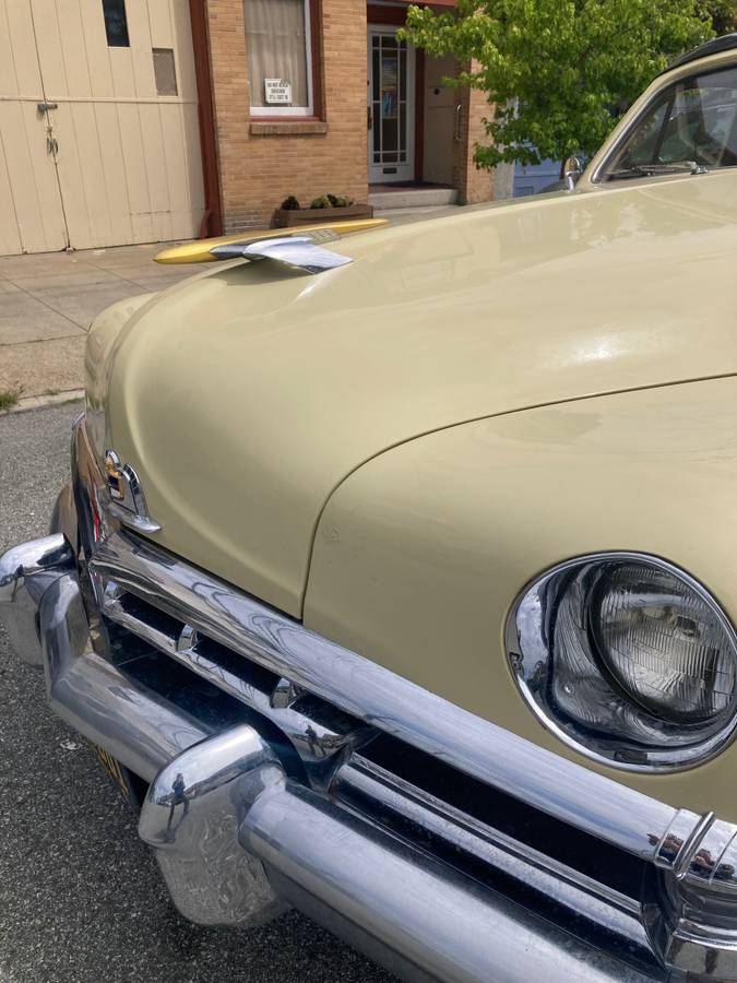 Lincoln-1951-yellow-22