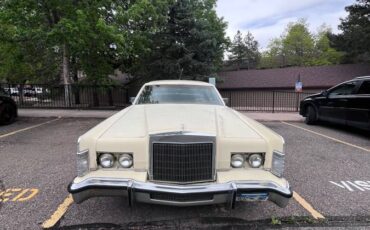 Lincoln-Cartier-town-car-1978-1