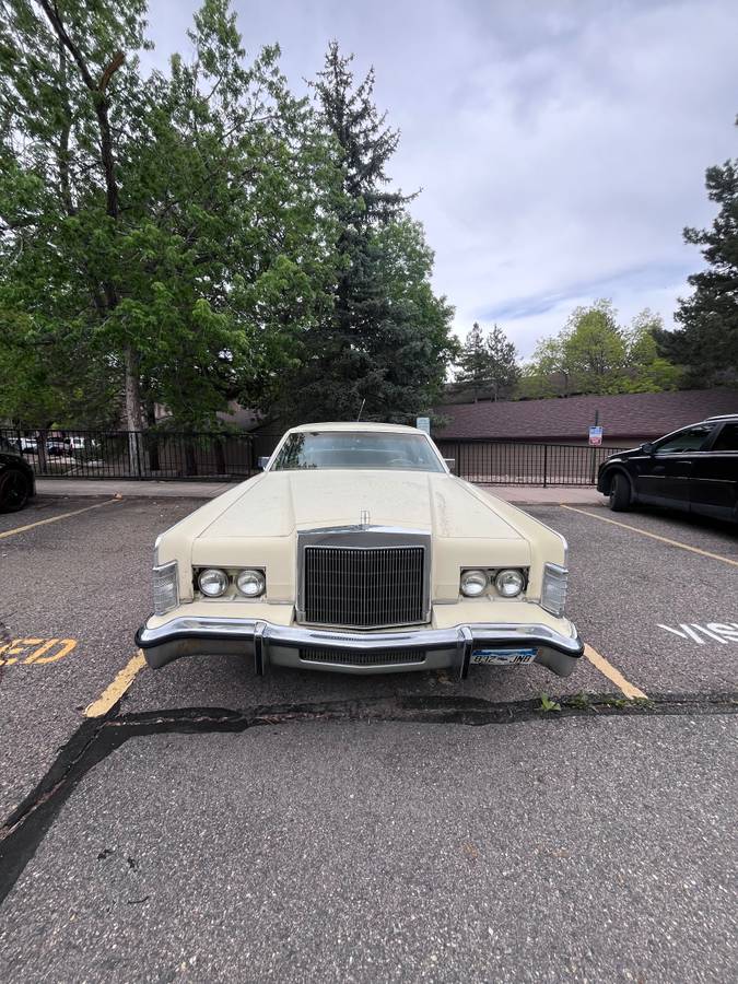 Lincoln-Cartier-town-car-1978-1