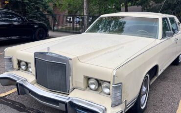 Lincoln-Cartier-town-car-1978