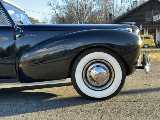 Lincoln-Continental-1941-Convertible-11
