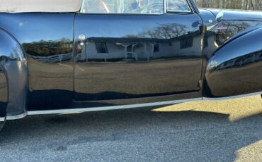 Lincoln-Continental-1941-Convertible-13