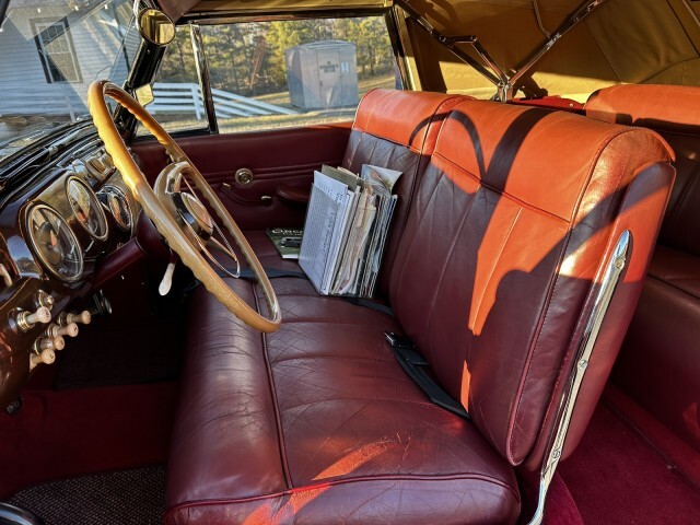 Lincoln-Continental-1941-Convertible-18