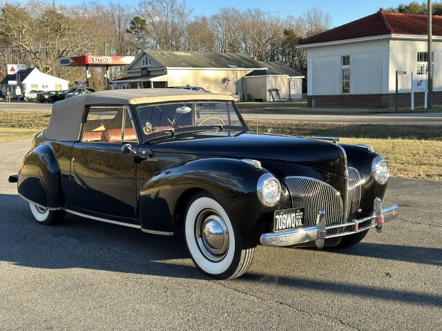 Lincoln-Continental-1941-Convertible-3