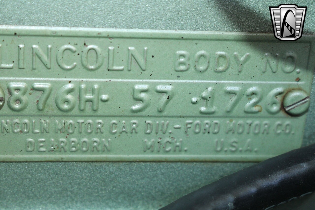 Lincoln-Continental-1948-15