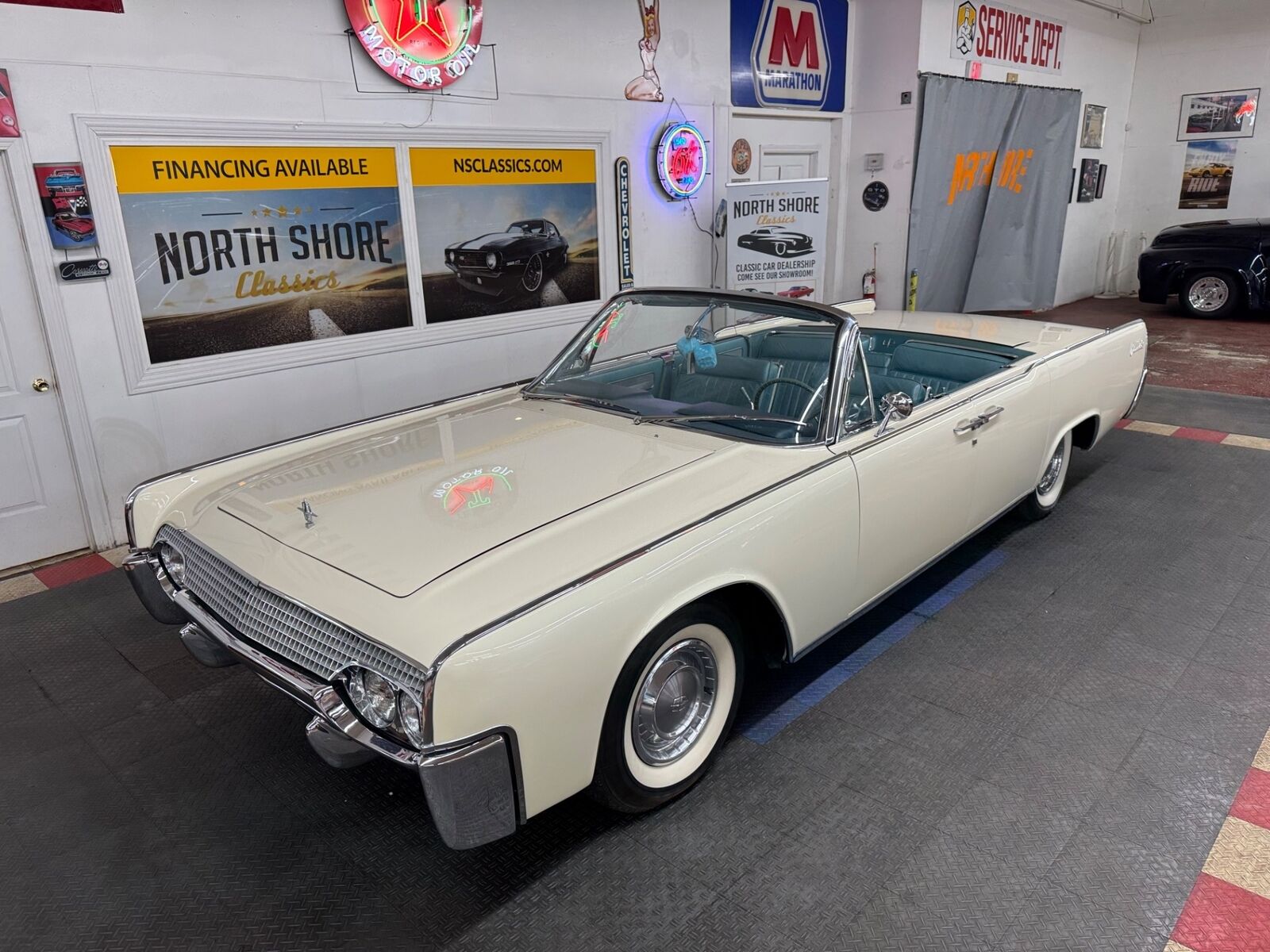 Lincoln Continental 1961 4 Door