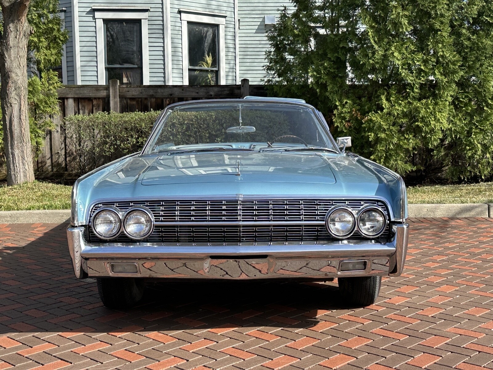 Lincoln-Continental-1962-1