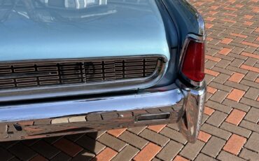 Lincoln-Continental-1962-11
