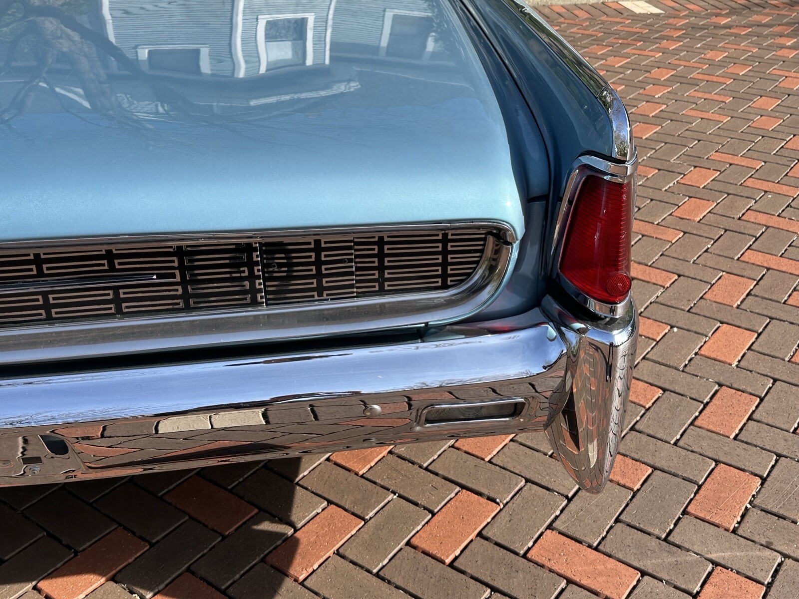 Lincoln-Continental-1962-11