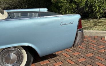 Lincoln-Continental-1962-14