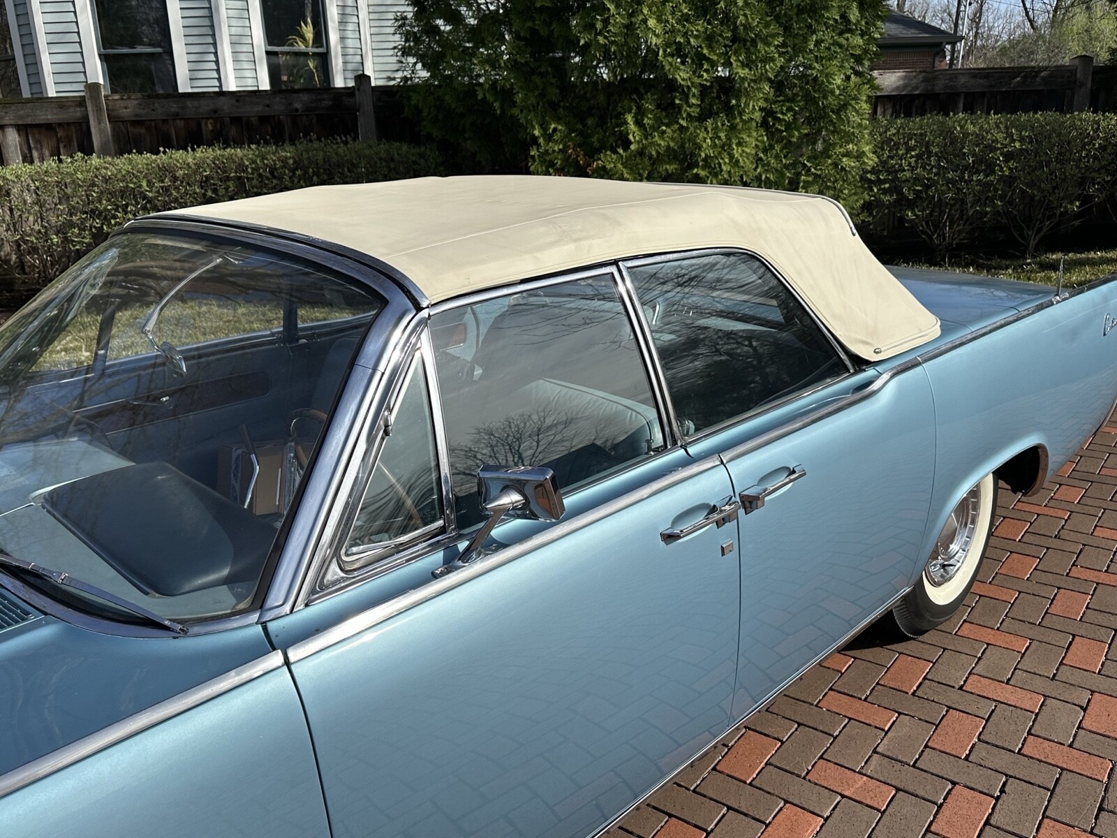 Lincoln-Continental-1962-21