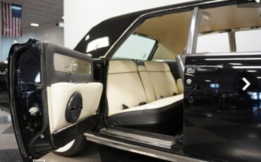 Lincoln-Continental-1962-Sedan-1
