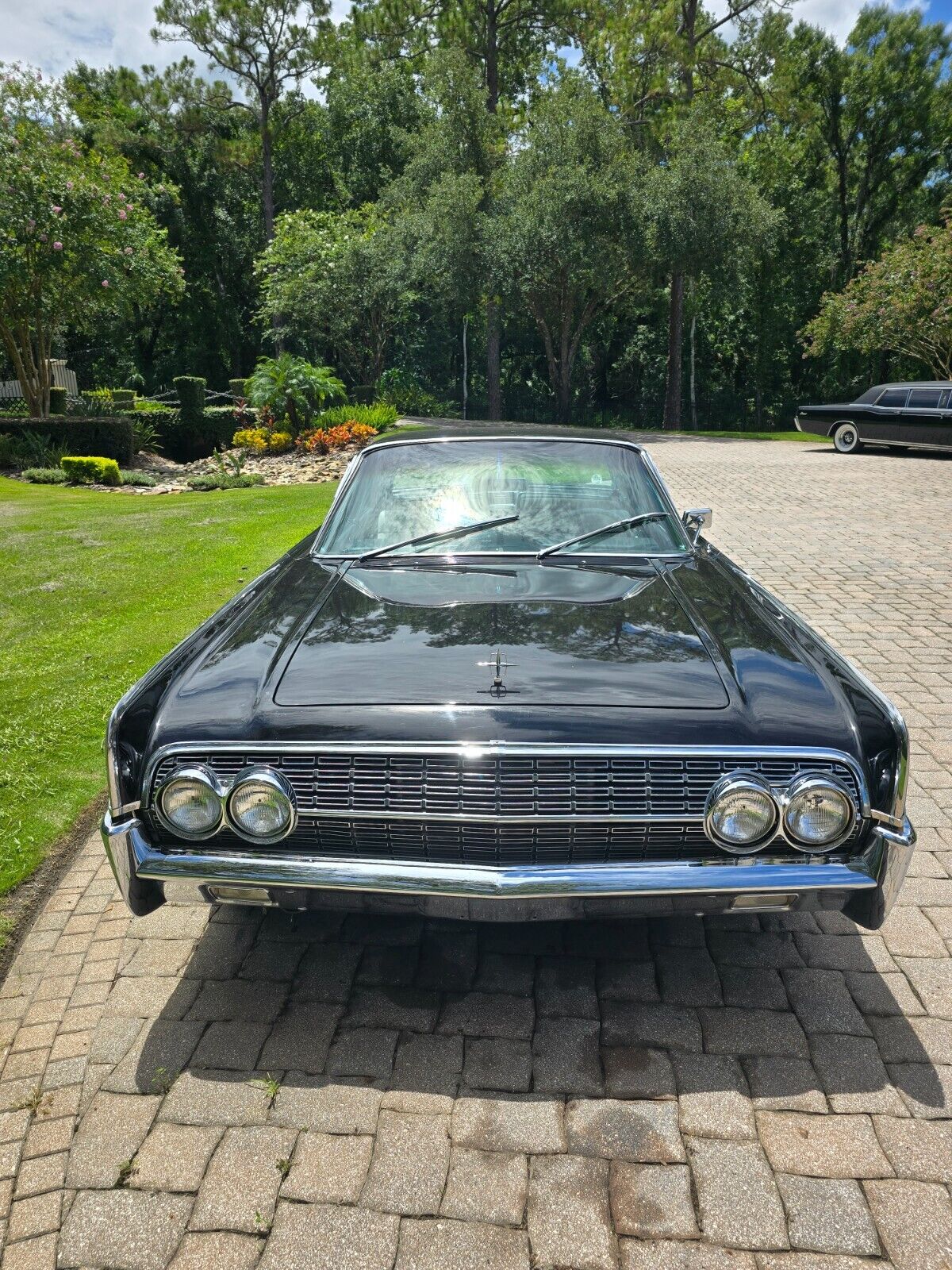 Lincoln-Continental-1962-Sedan-9