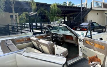 Lincoln-Continental-1963-Convertible-18