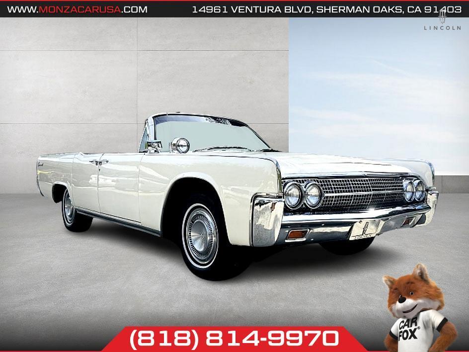 Lincoln-Continental-1963-Convertible-2