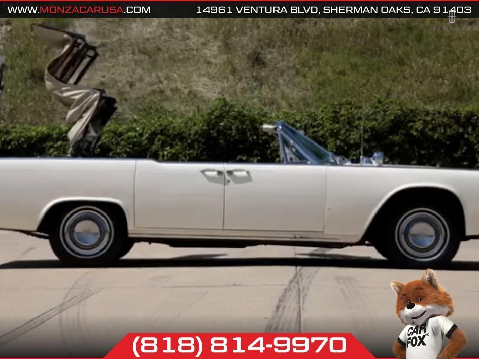 Lincoln-Continental-1963-Convertible-34