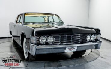 Lincoln-Continental-1965-Sedan-20