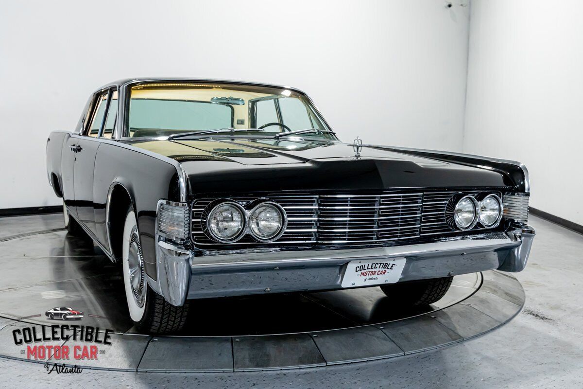 Lincoln-Continental-1965-Sedan-20