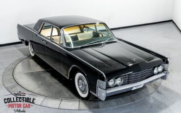 Lincoln-Continental-1965-Sedan-33