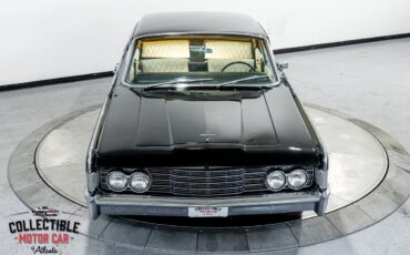 Lincoln-Continental-1965-Sedan-34
