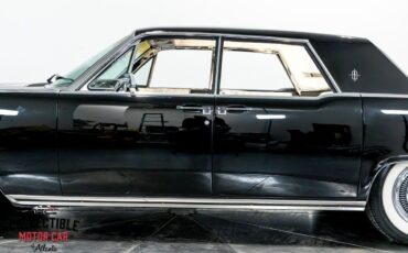 Lincoln-Continental-1965-Sedan-36
