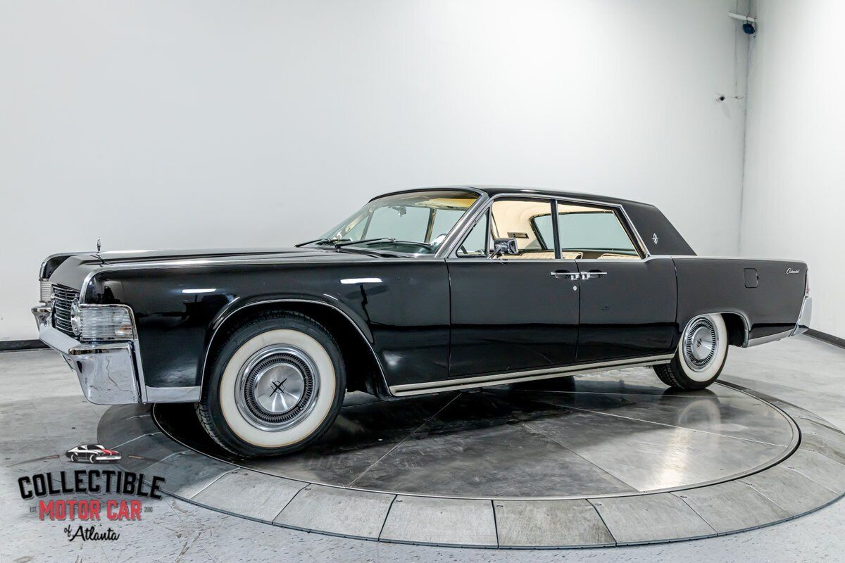 Lincoln-Continental-1965-Sedan-5