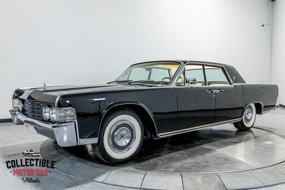 Lincoln-Continental-1965-Sedan-6