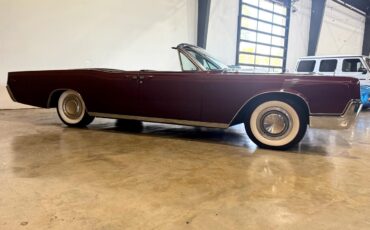 Lincoln-Continental-1967-Classic-Car-10