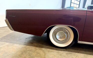Lincoln-Continental-1967-Classic-Car-12